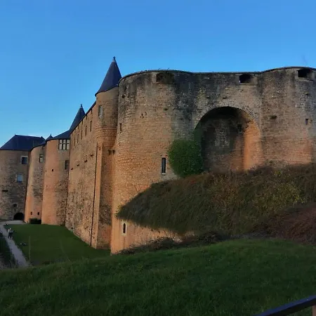 Tante Aurore Et D'hotes Διαμέρισμα *