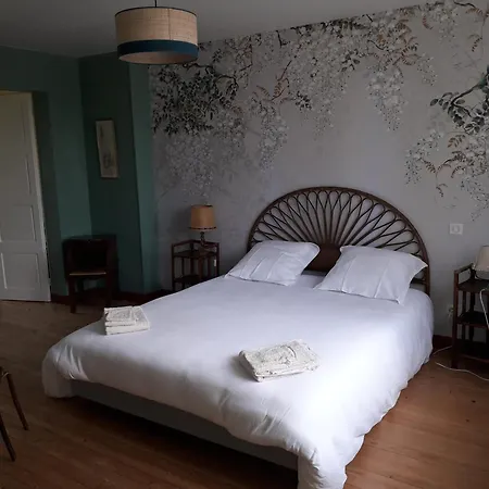 Tante Aurore Et D'hotes Apartmán *